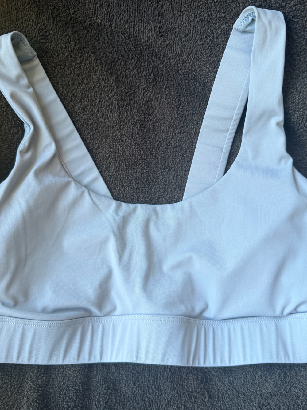 Vuori Stride Bra in Flint size small